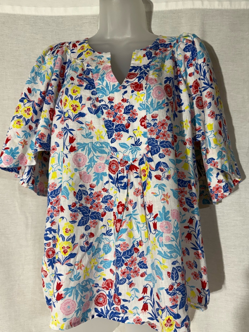Charter Club White Floral Split V-Neck 100% linen Blouse Multicolor Print Sz L